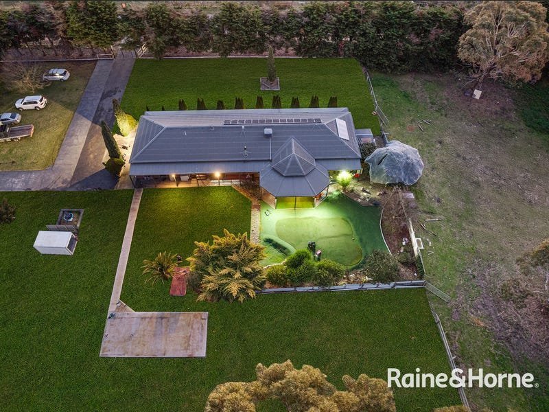 Devon-Meadows-image2