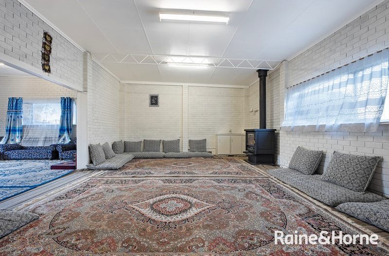 Devon-Meadows-image20