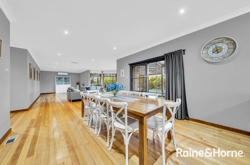 Devon-Meadows-image6